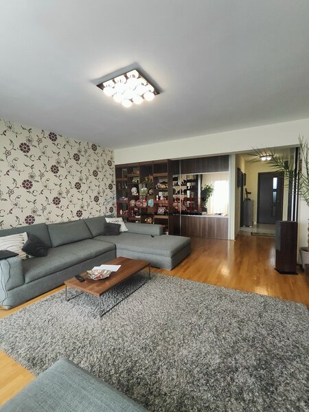 Sector 4, metrou Eroii Revolutiei, Giurgiului, 3 camere disponibil Imediat